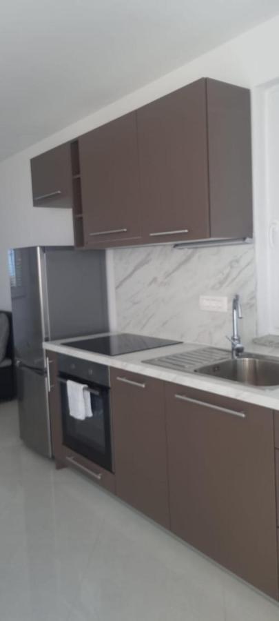 Apartmani Lanterna Krk Town Exterior photo